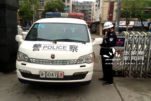 督察民警督察警车驾驶员“三证”携带情况_副本.jpg