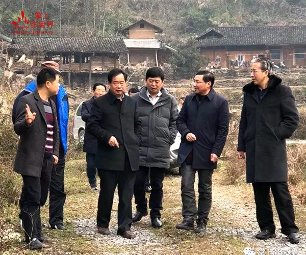 刘绍建到永定区三台山村走访慰问 - 张家界新闻网