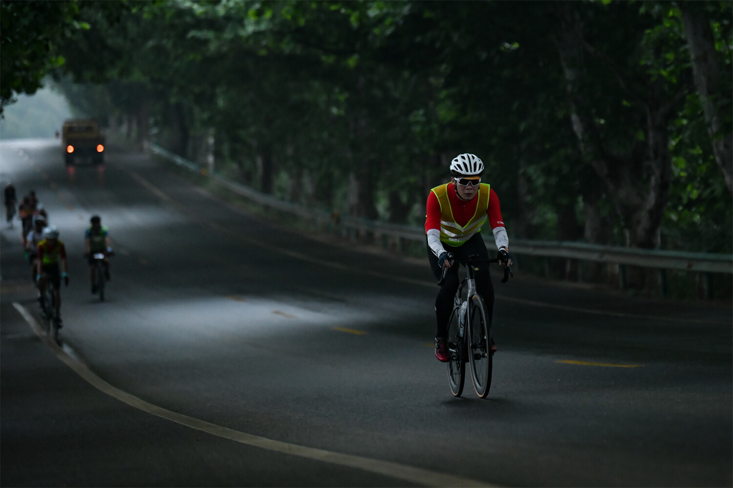 宁乡至张家界国家森林公园300公里自行车骑行挑战举行